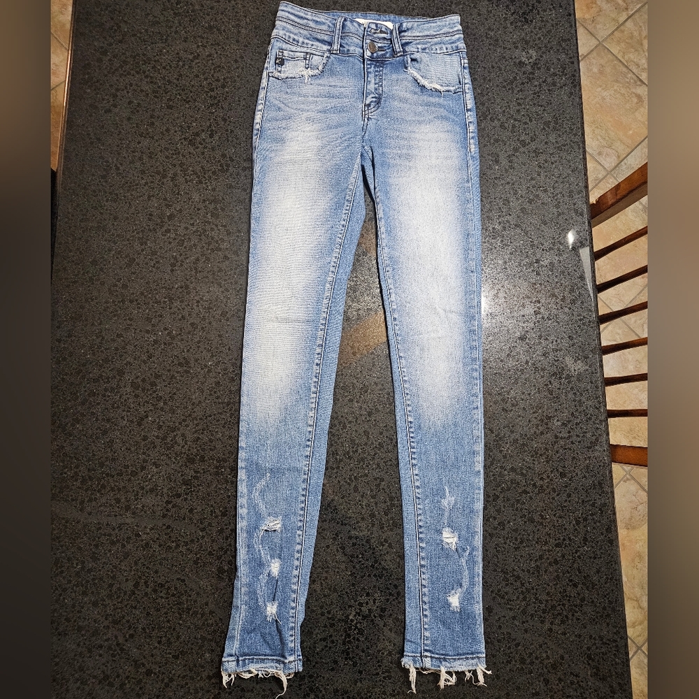 Kan Can KanCan Signature Buckle Exclusive Blue Jeans Distressed Size 24